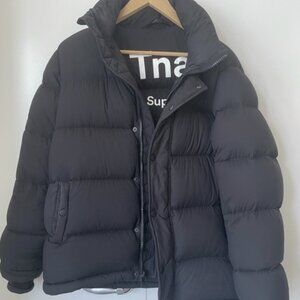 Aritzia TNA Original Black Super Puff